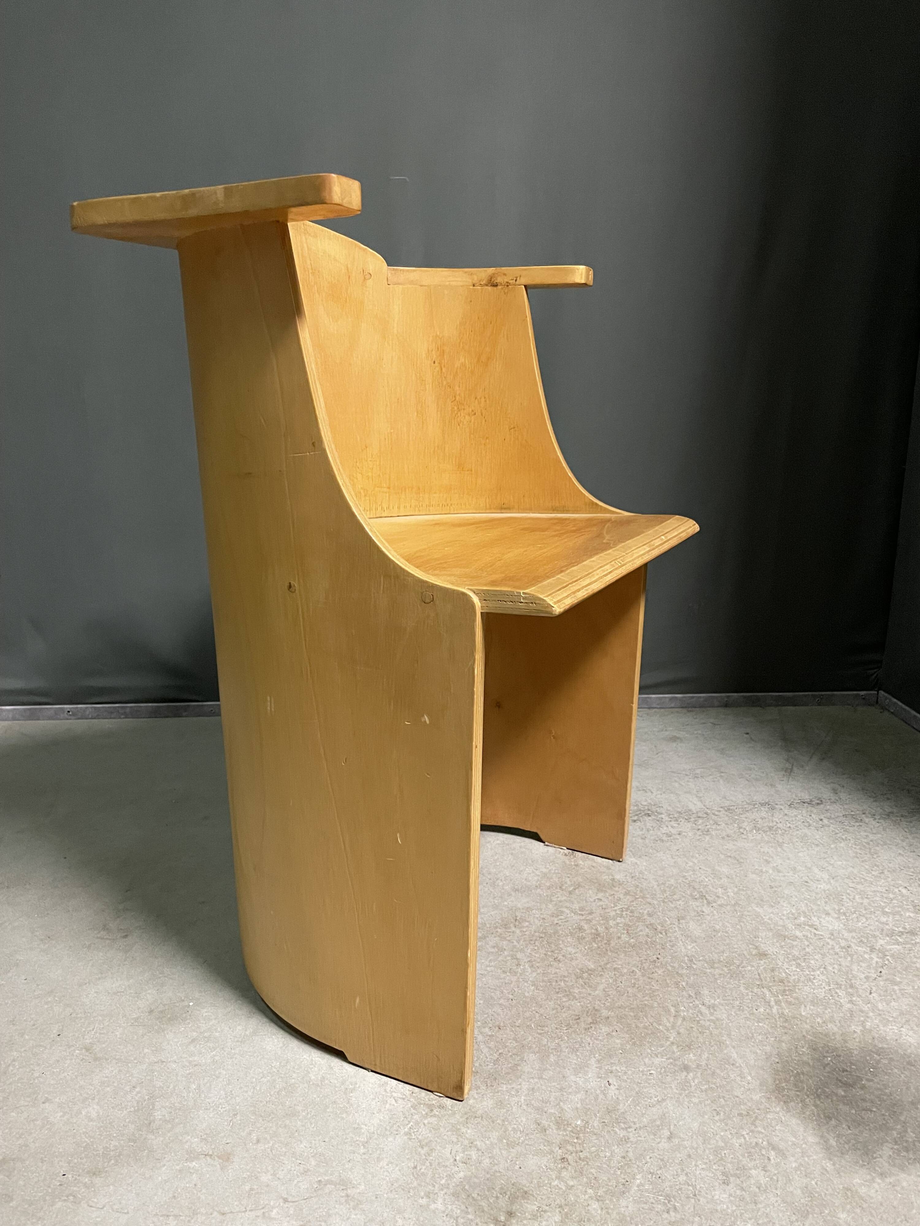 Rare version  D61 chair by  El Lissitzky