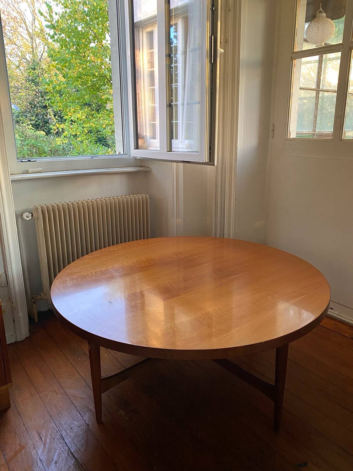 Large round Scandinavian coffee table by Ilse Möbel, vintage 1960s