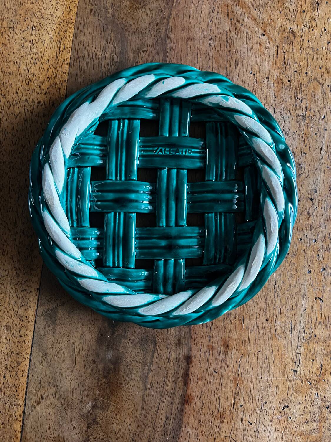 Woven green Vallauris trivet