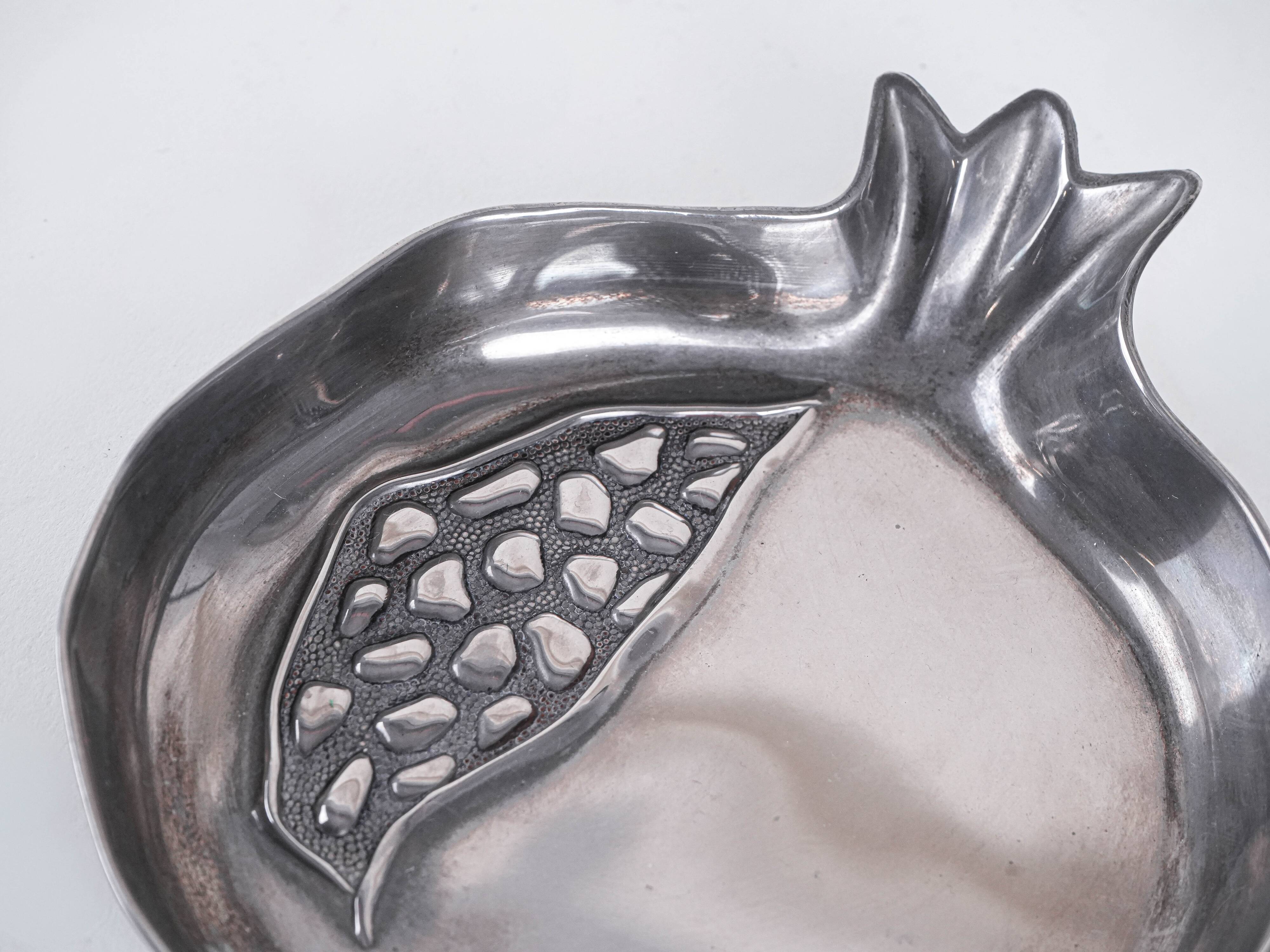 Metal platter, Italian design, 1960s, manufactured by Silea