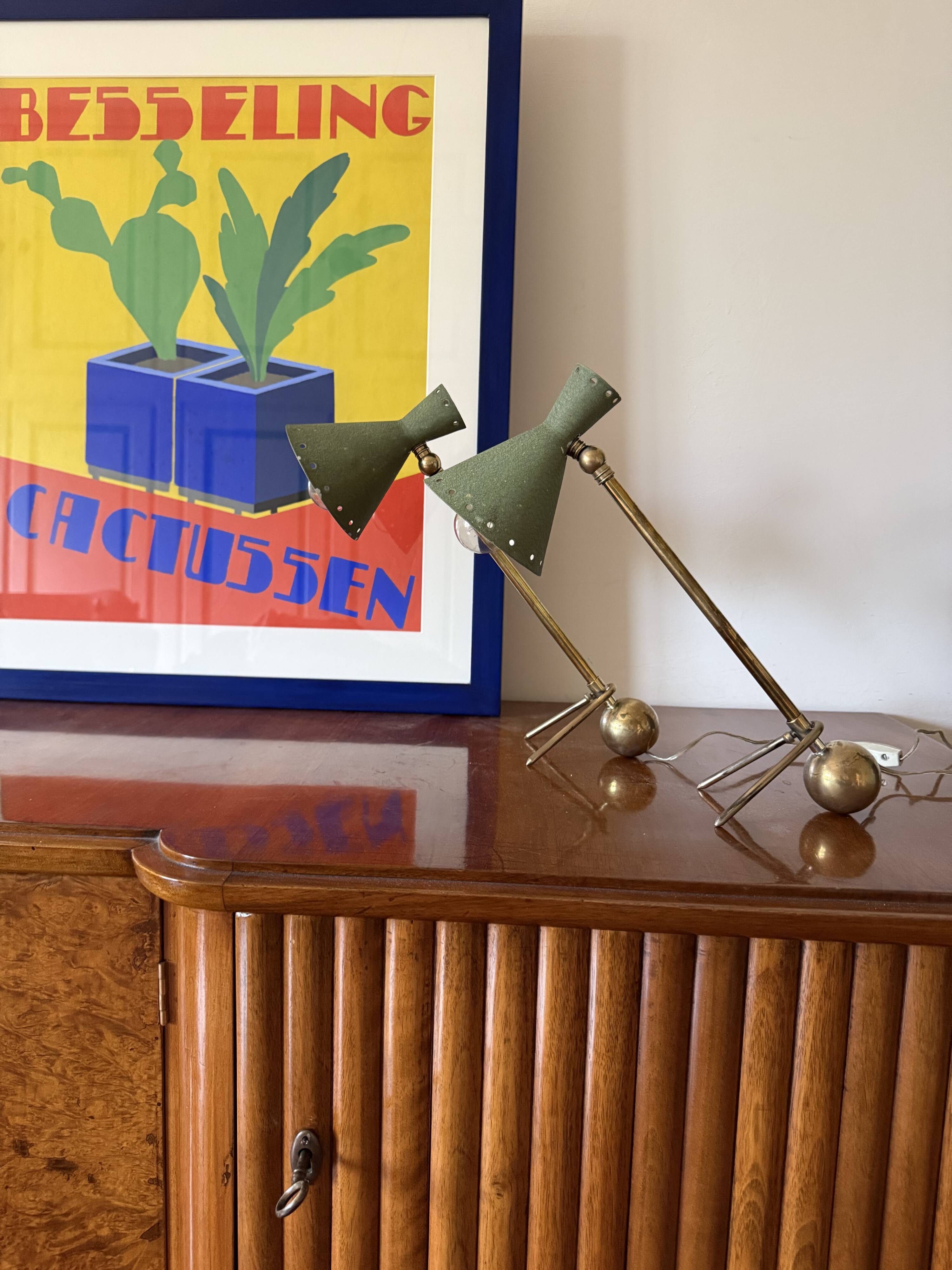 Ensemble de 2 lampes de table des années 50, attribuées à Stilnovo Milano Italie.