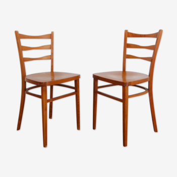 Deux chaises scandinaves