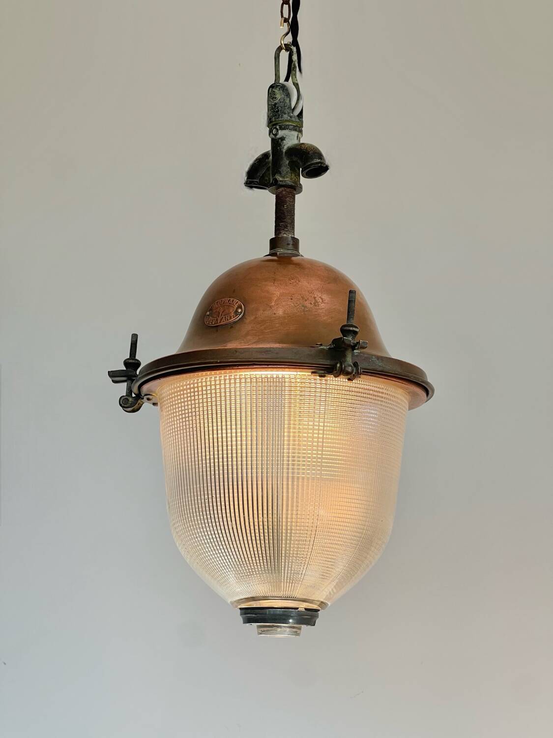 Lampe de rue suspension Holophane P530