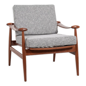 Fauteuil par Finn juhl