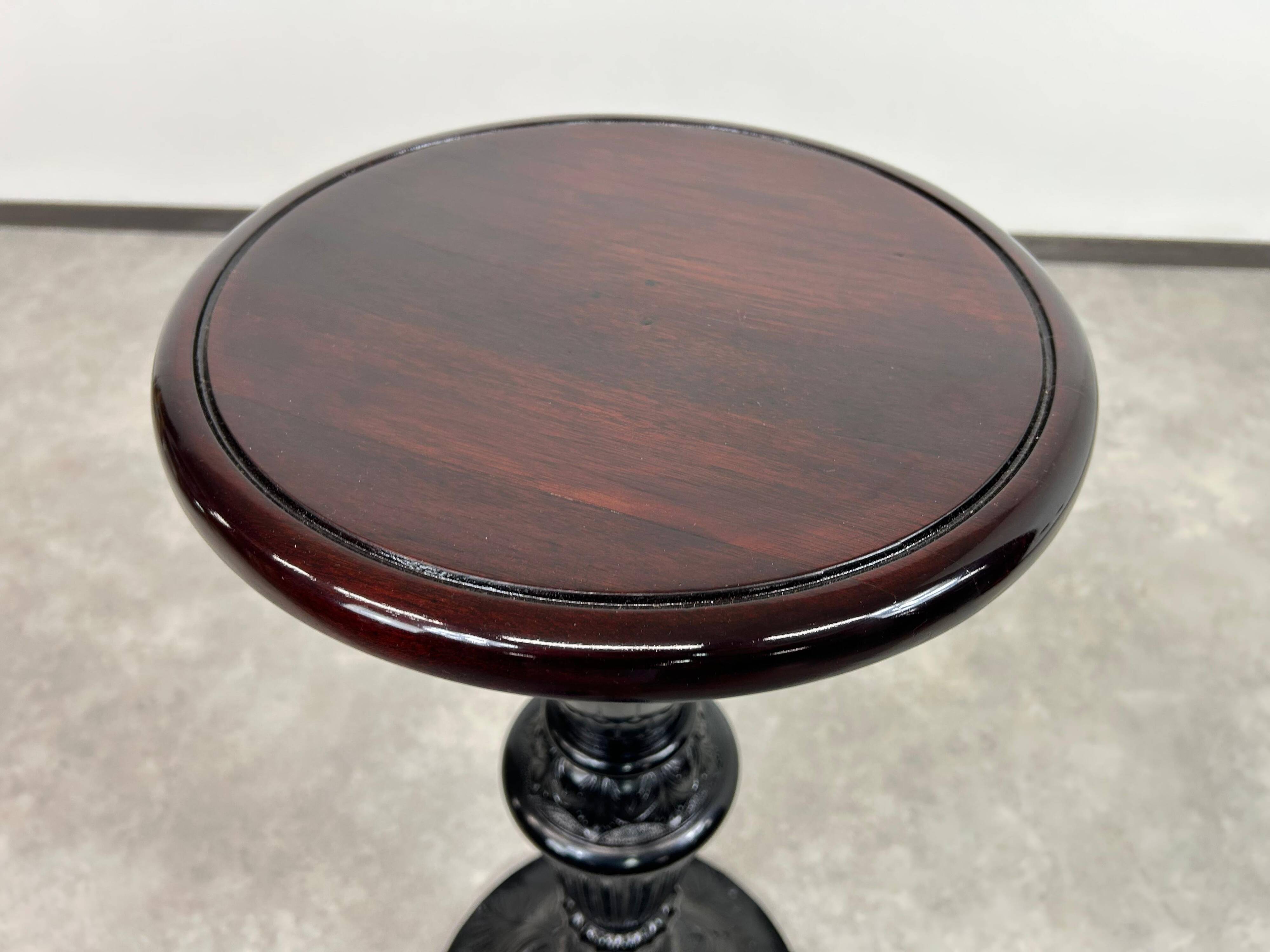 Art Deco plant pedestal