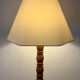 Lampadaire en bois tourné