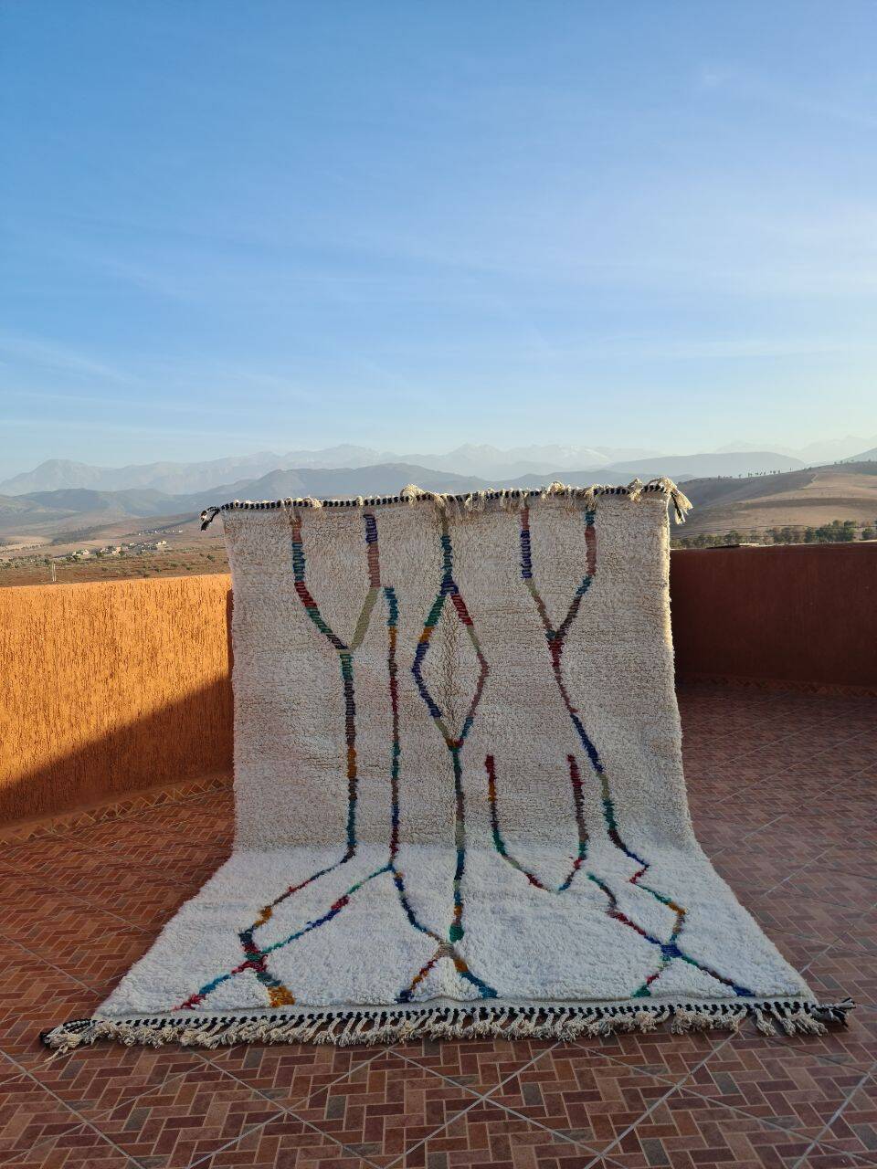 Beni Mrirt Rug 100% Natural Wool – Luxury and Berber Craftsmanship