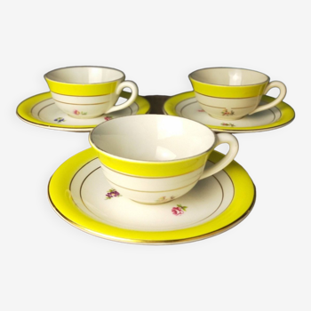 3 tasses et soucoupes Faïence de Gien décor de fleurs