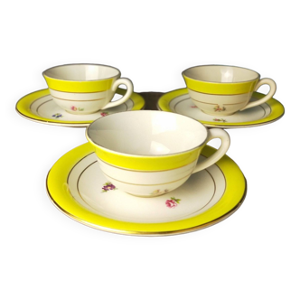 3 tasses et soucoupes Faïence de Gien décor de fleurs