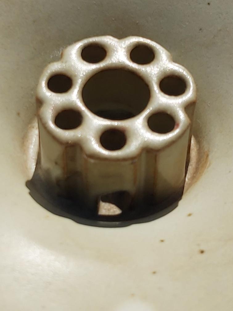 Taizé flower picket cut in sandstone