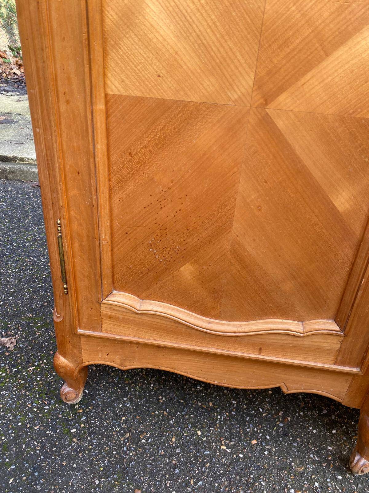 Light solid wood enfilade with Louis XV marquetry from the 20th century, 227cm.