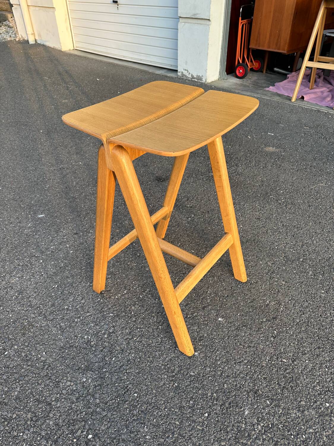 Copenhagen stool designed by Bouroullec, Hay edition.