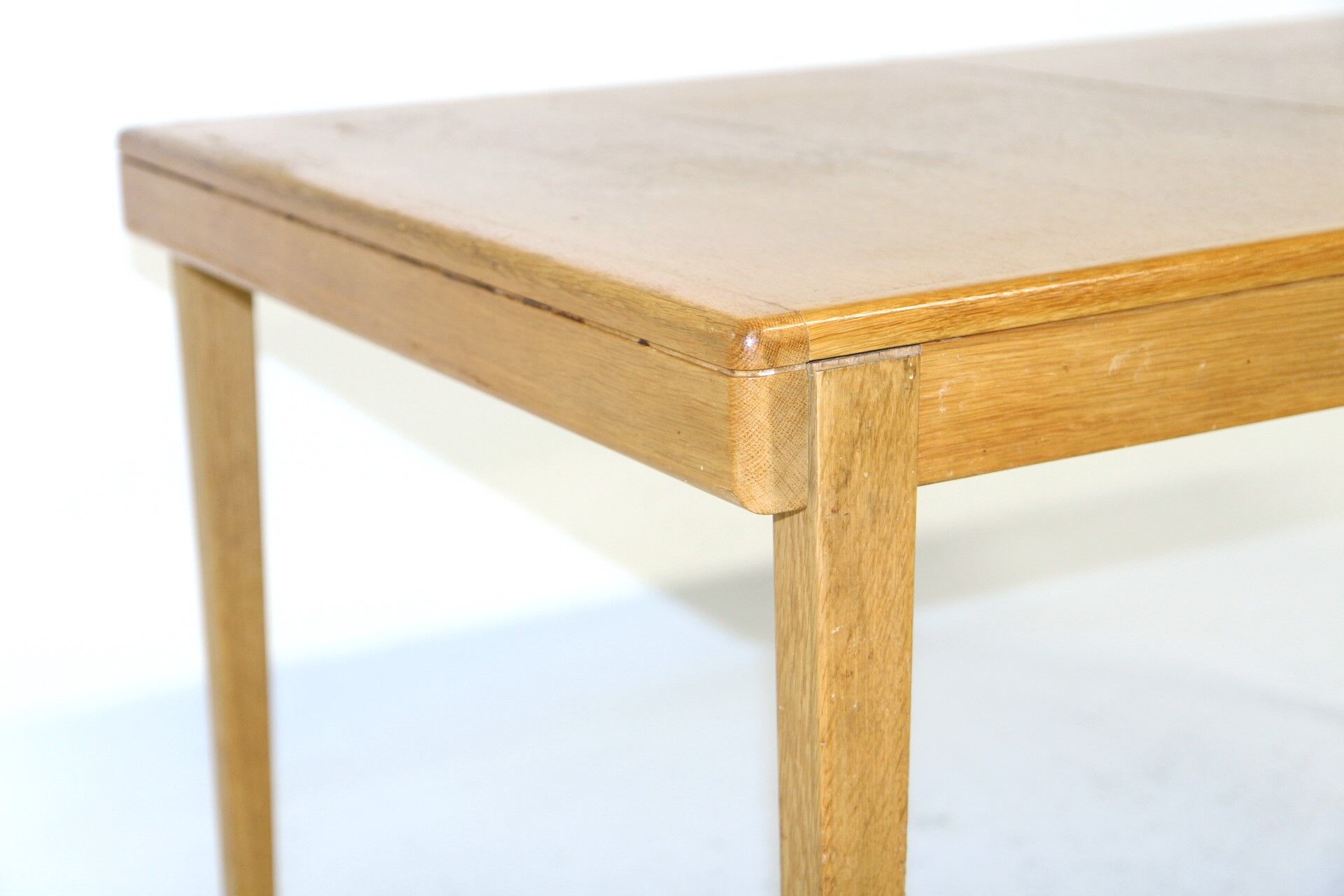 Oak dining table, Erik Wørtz, Sweden, 1960