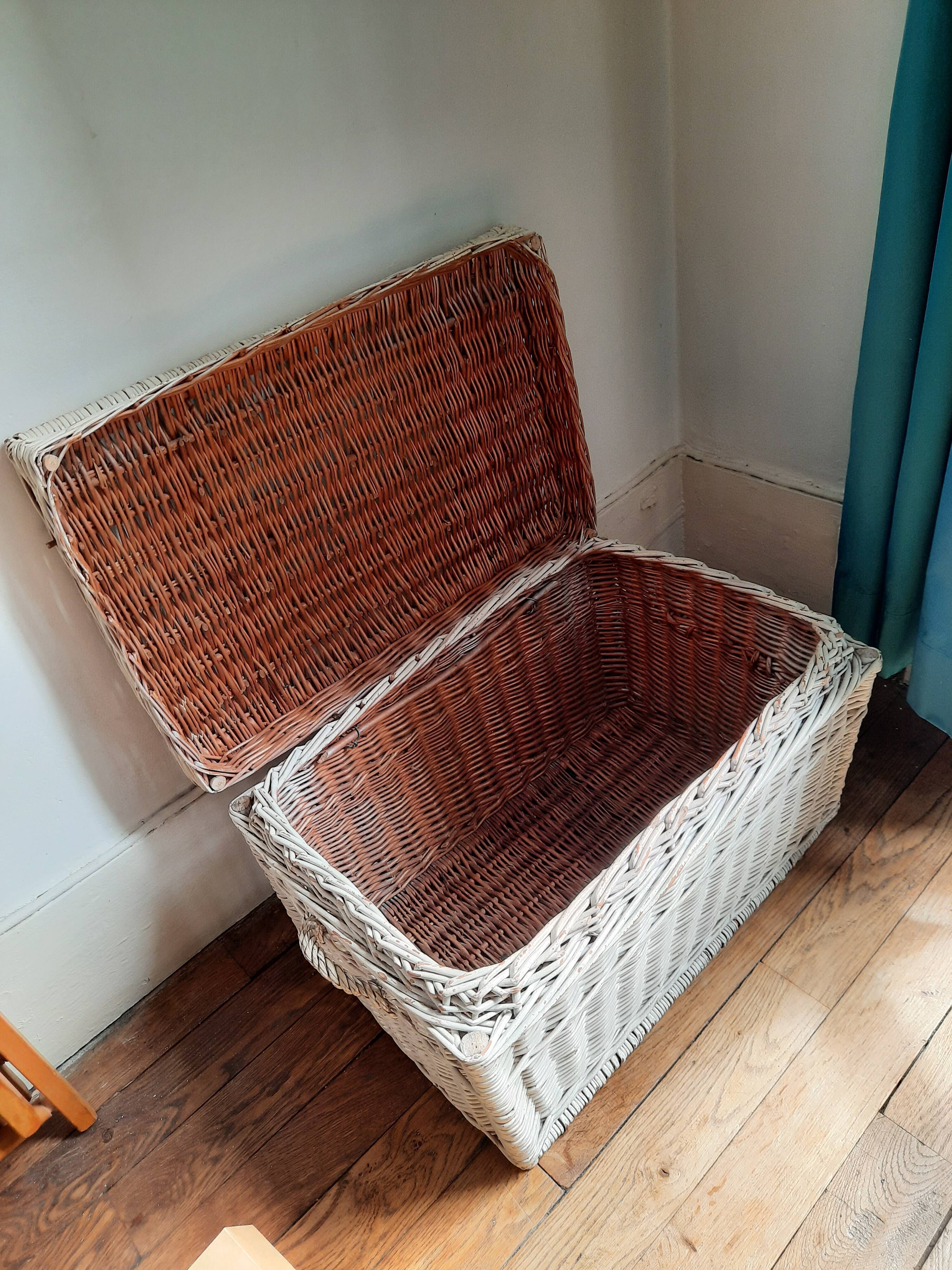 Vintage wicker box