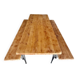 Table en bois massif neuve avec deux bancs - 2 mètres (200x90x5,5cm)