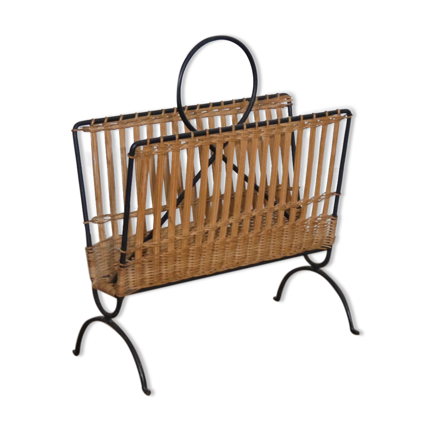 Magazine holder