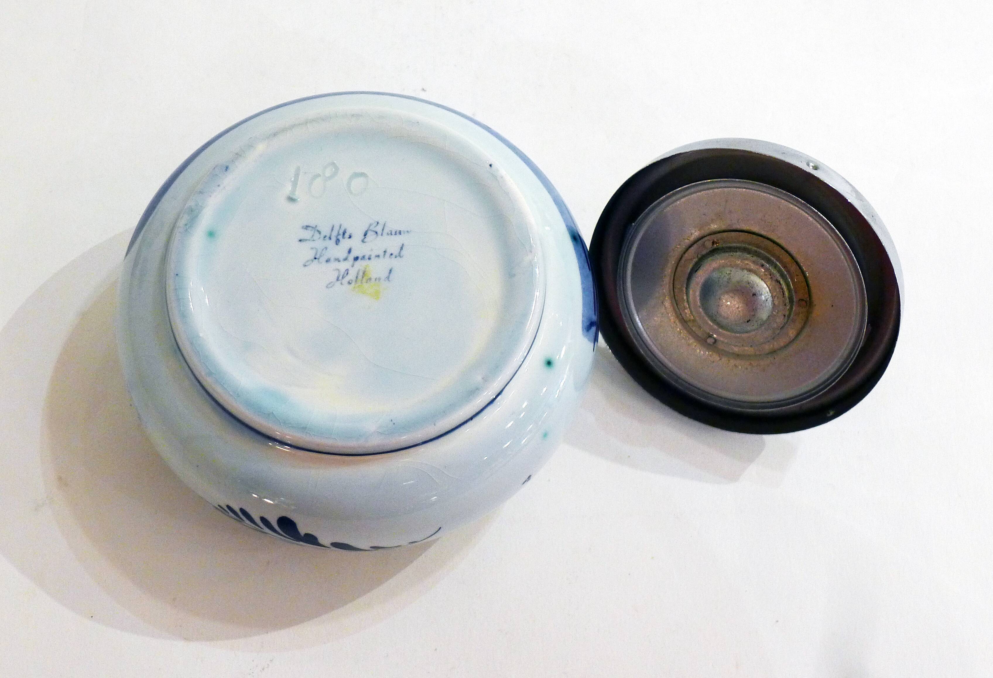 Blue Delft ashtray with lid