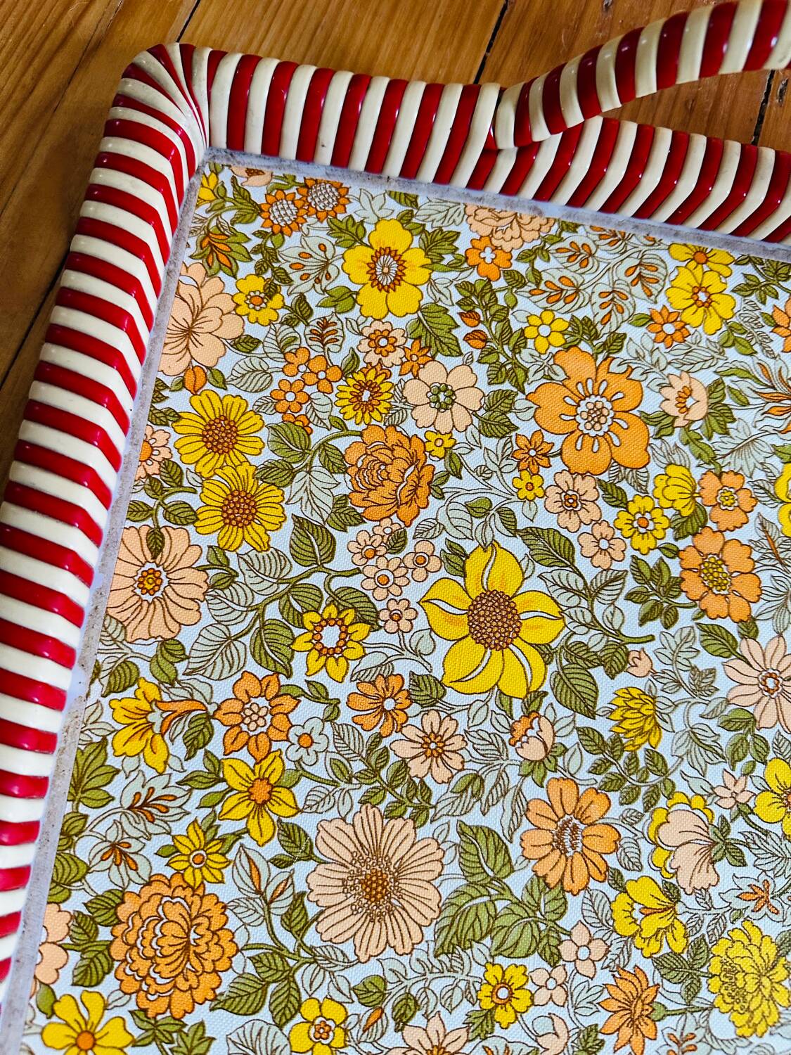 Vintage scoubidou tray