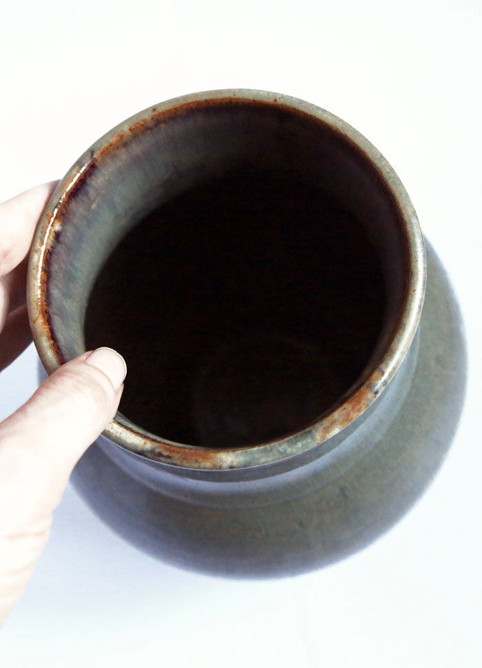 Vase en grès gris vert et bleuté de la poterie Marty en Auvergne