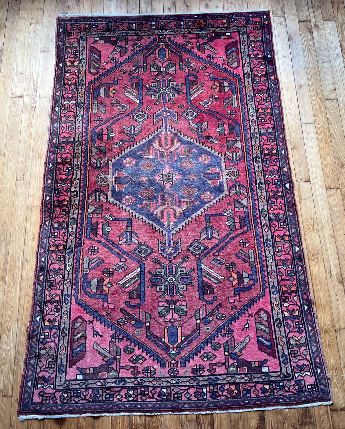 Antique Persian Handmade Oriental Rug 200cmx125cm