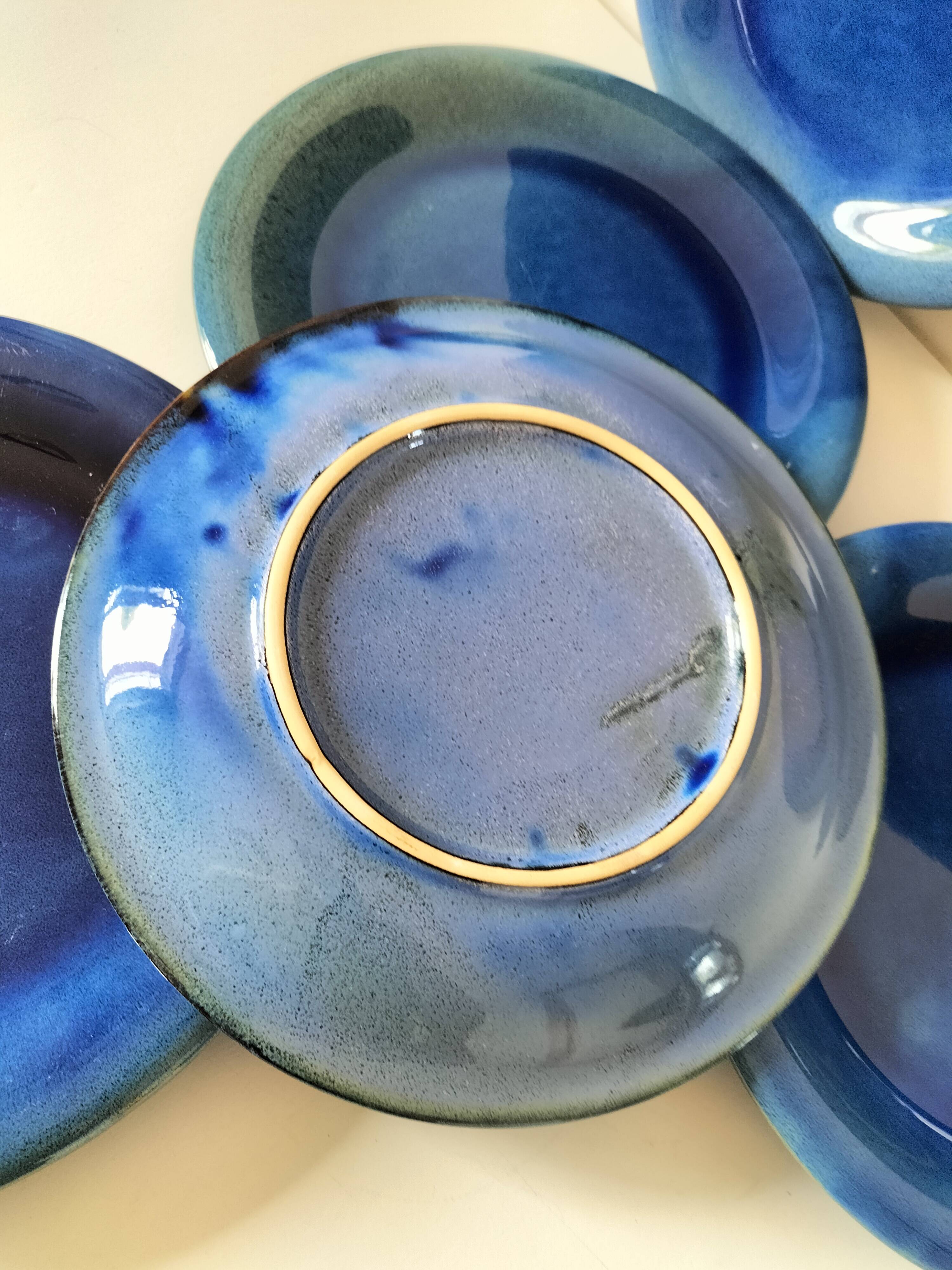 6 assiettes en grès émaillé – bleu cobalt & turquoise