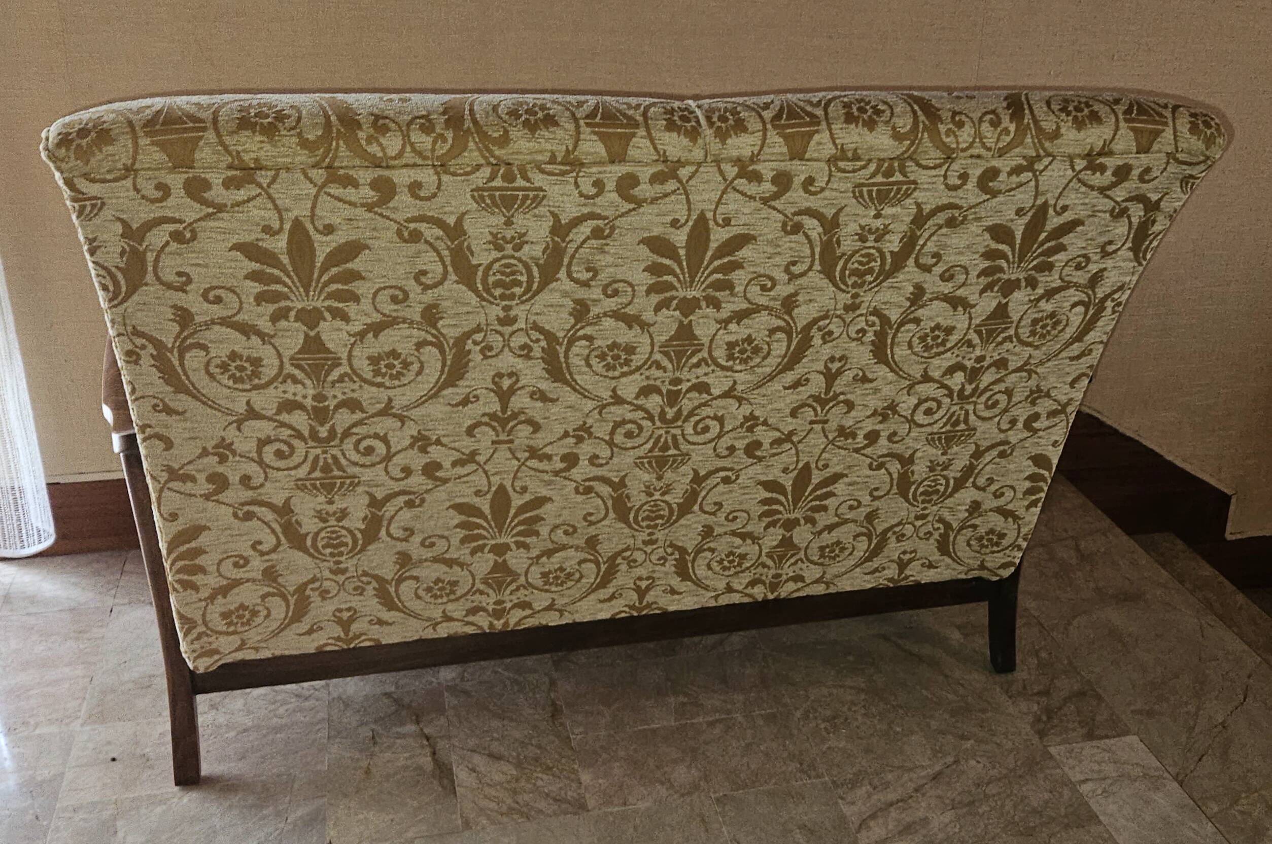 Vintage 3-piece living room in beige fabric