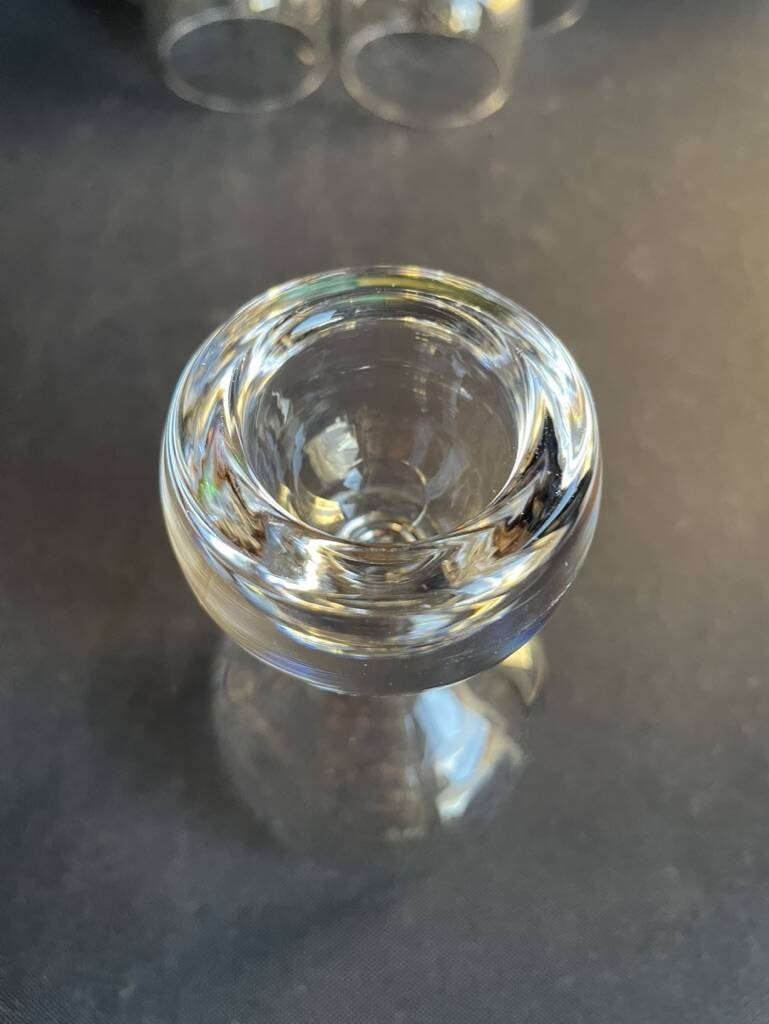 6 Crystal wine glasses – Hollow ball base