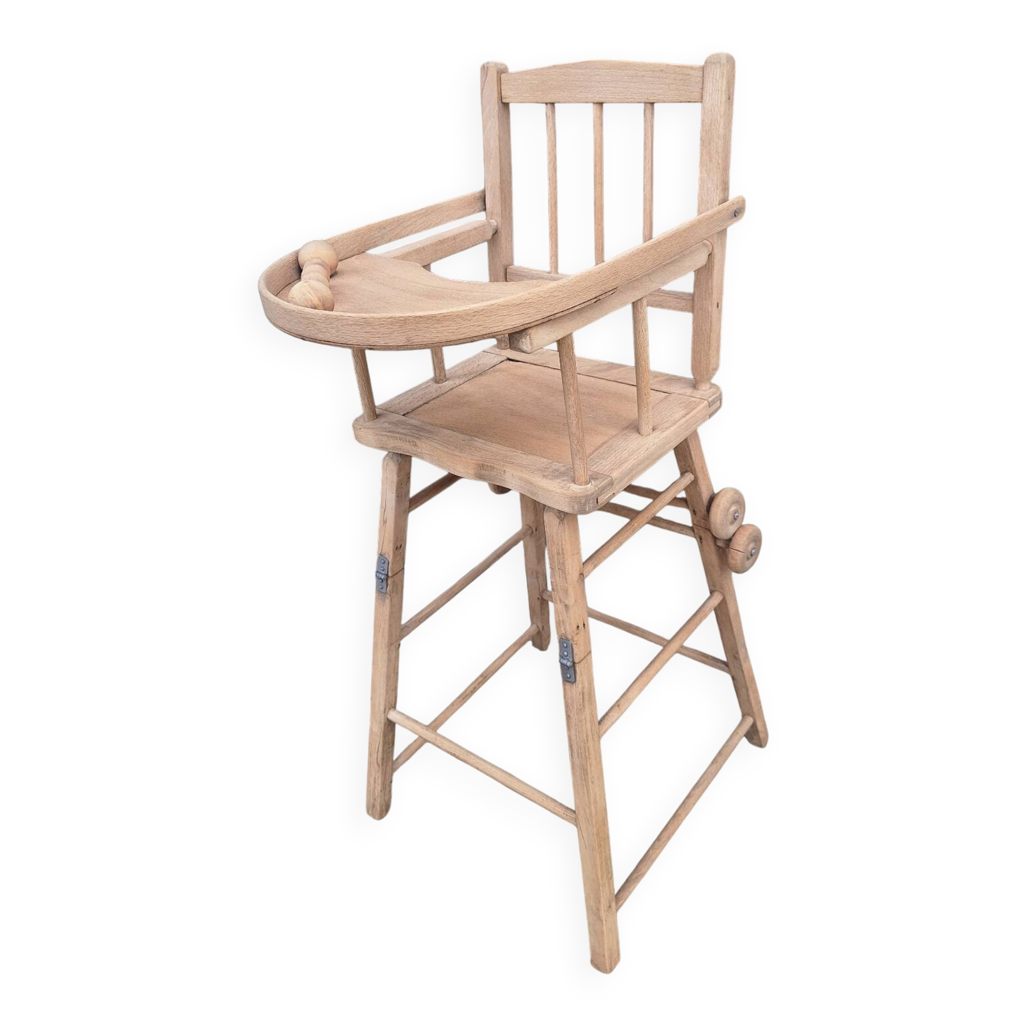High chair for dolls