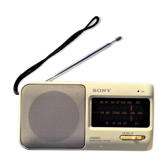 Sony Portable White Radio ICF-490L 3 Bands FM/MW/LW Vintage