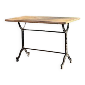 Bistro table
