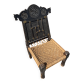 Chaise tribale ancienne