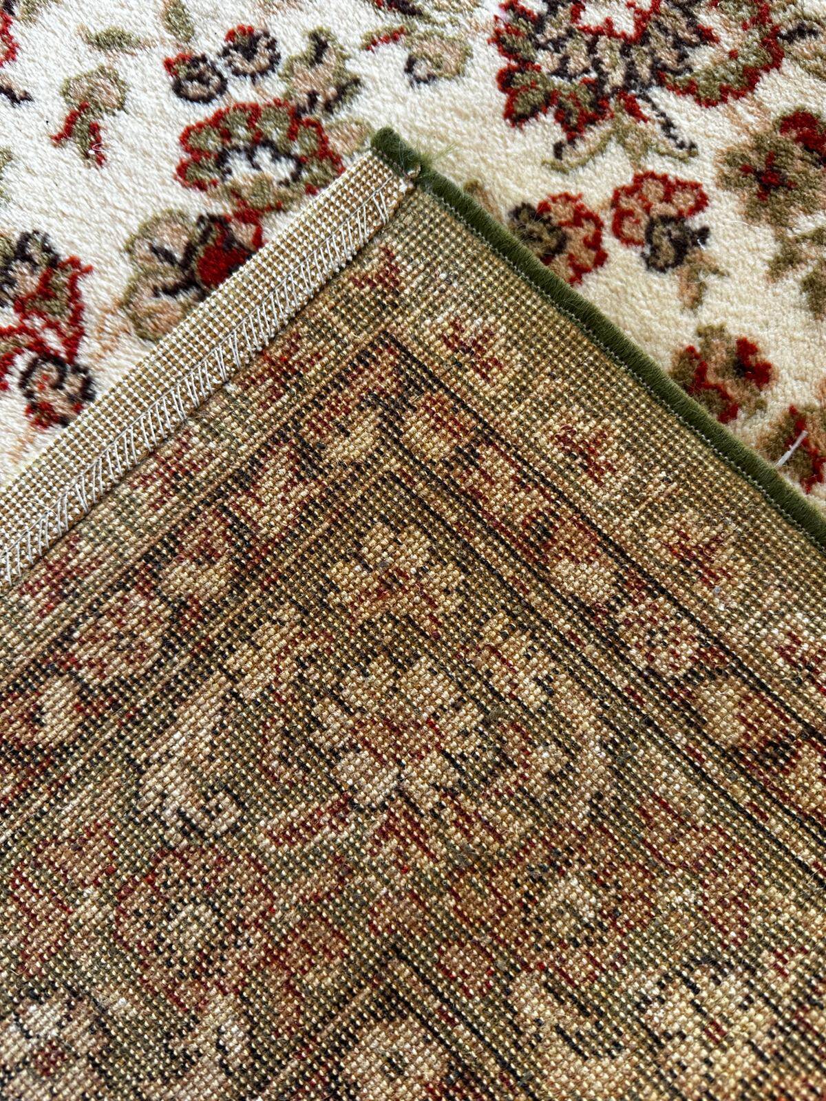 Tapis de style oriental 125cm x 180cm