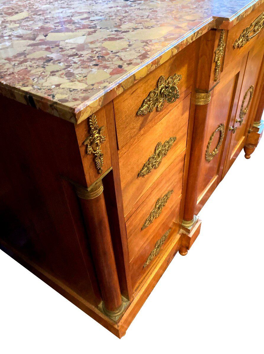 Sideboard Empire of the nineteenth century