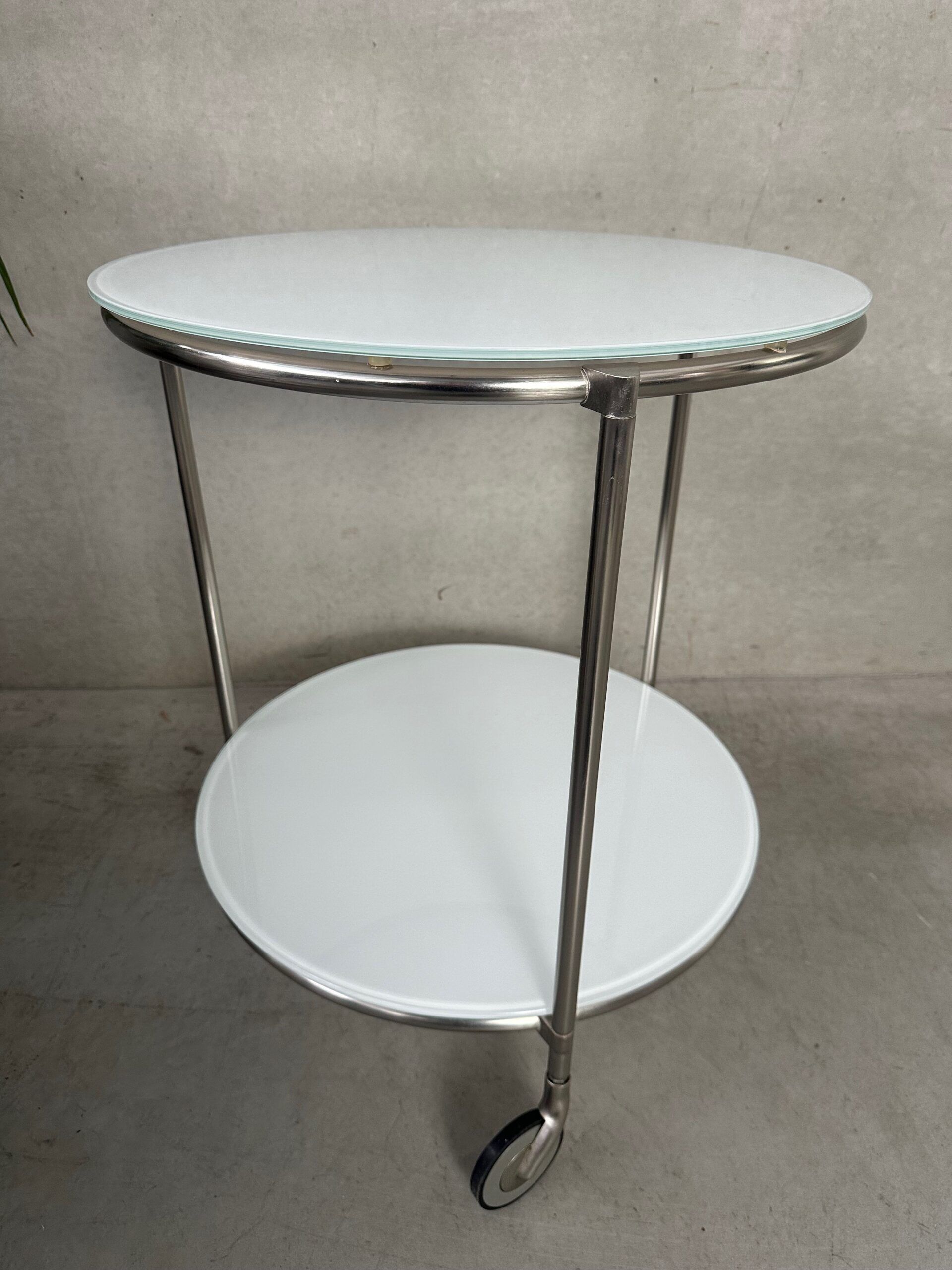 Vintage serving trolley – Ehlen Johansson