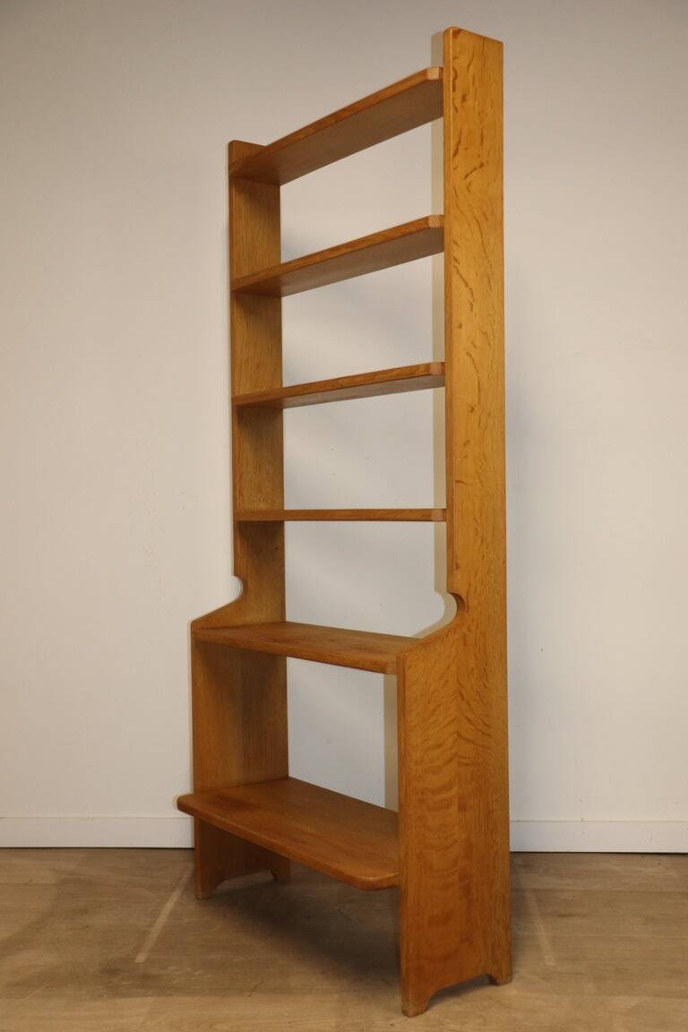 Guillerme and Chambron bookcase shelf in oak, 1960
