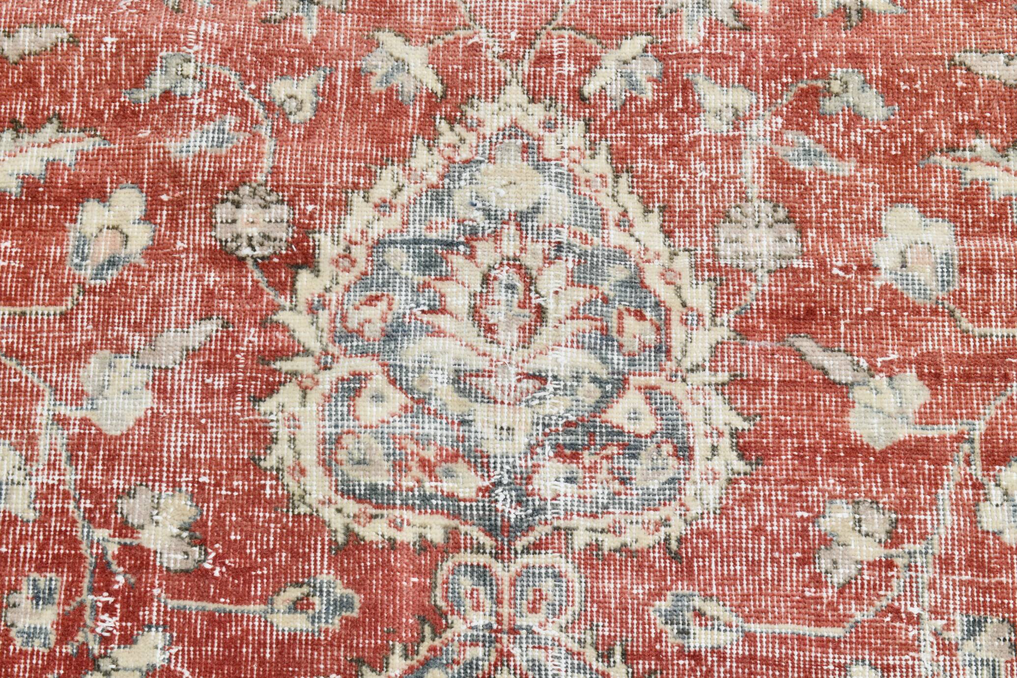 Red & Cream Vintage Persian Rug, 243x328Cm