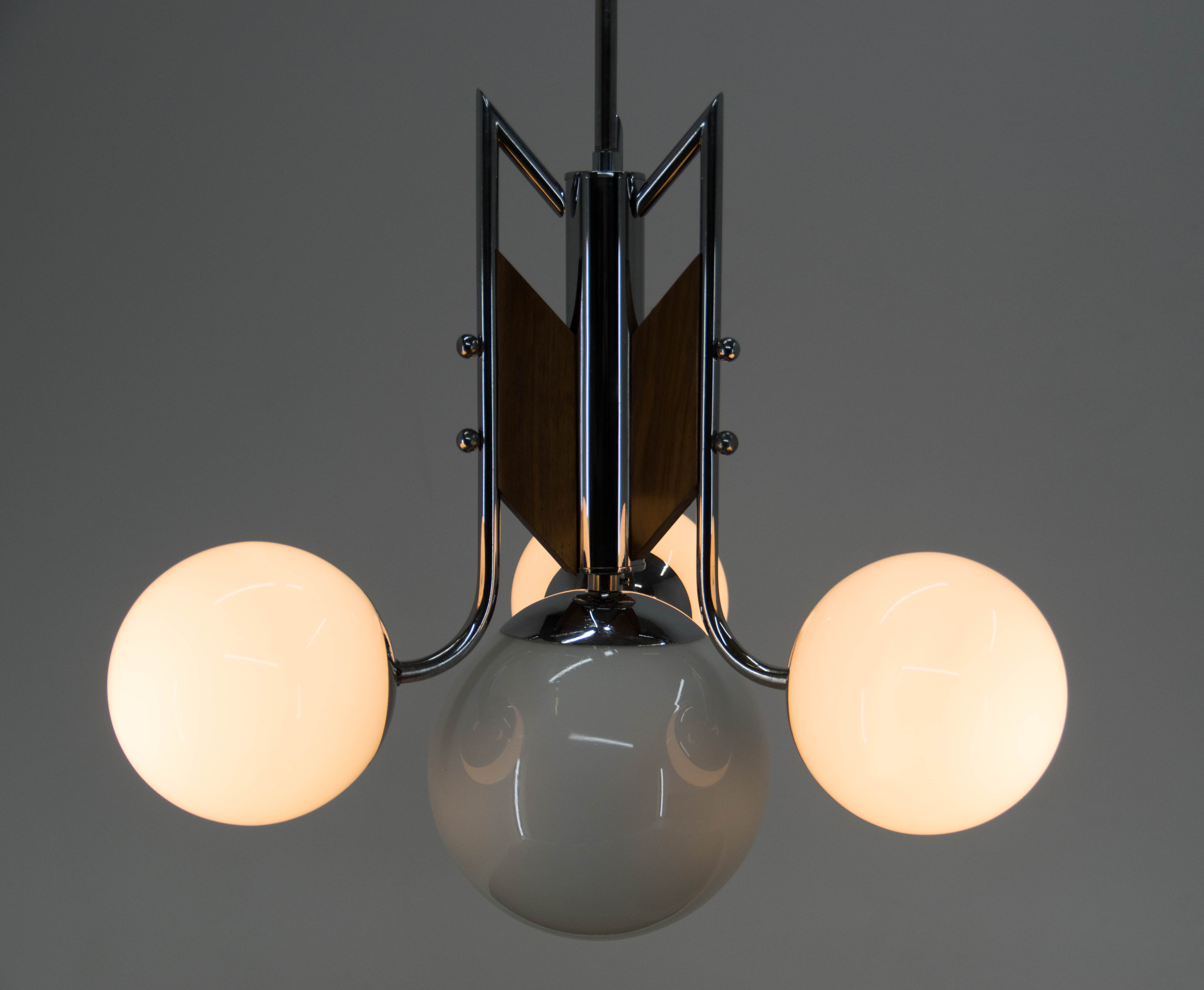 Wood and chrome functionalist chandelier, 1940s