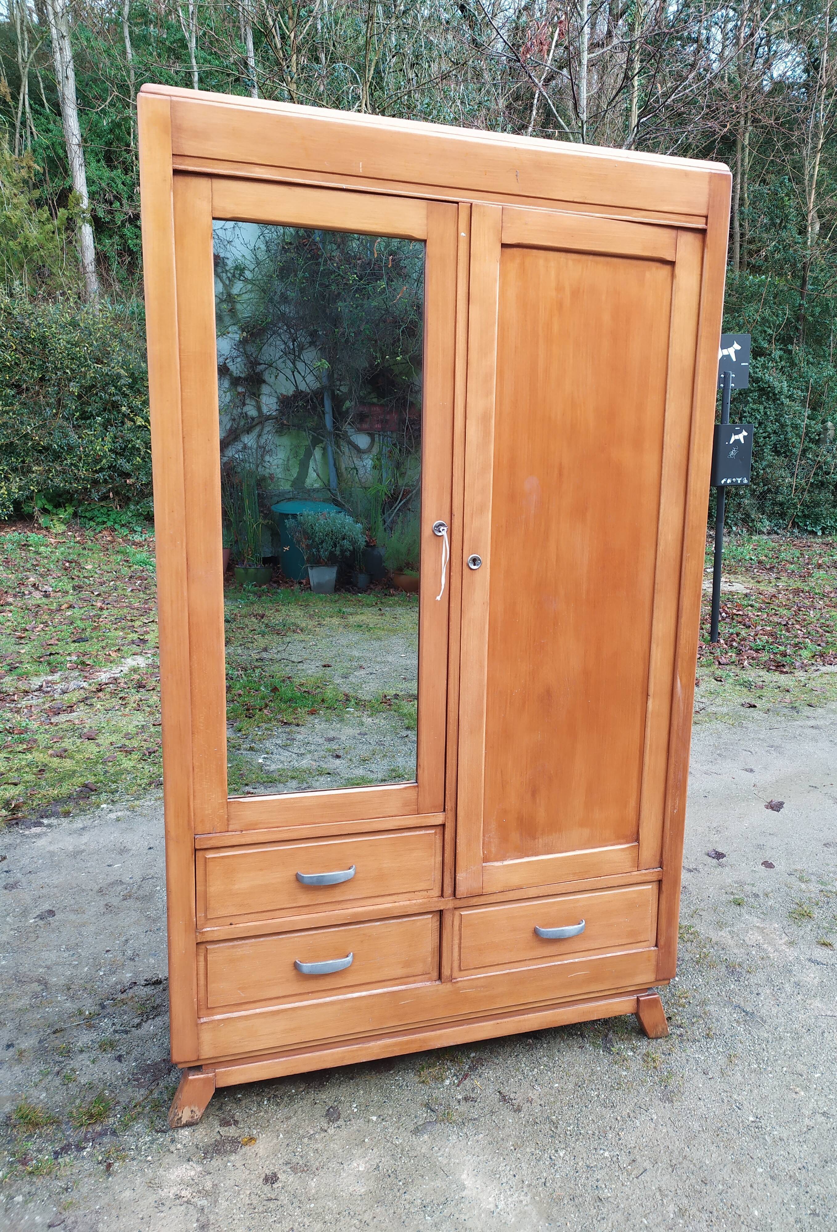Armoire parisienne années 50