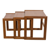 Tables Gigognes Mid-Century en Teck, Royaume-Uni, 1960s, Set de 3