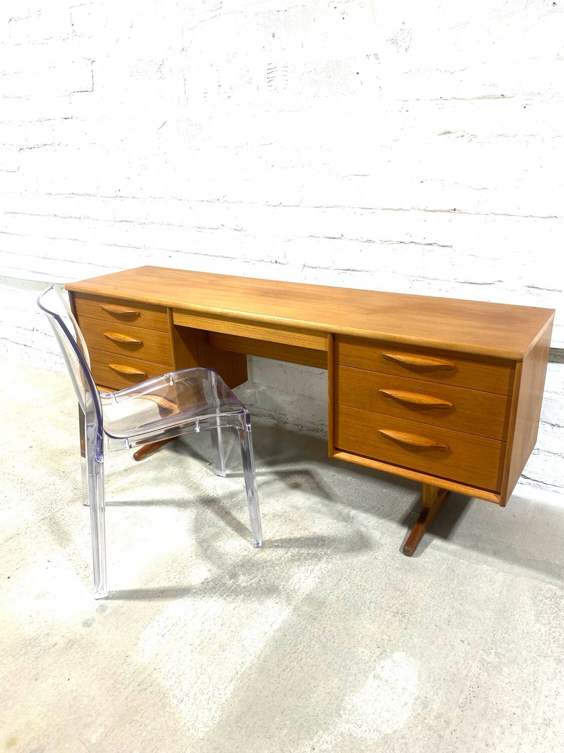 Vintage Teak Desk Austinsuite Edition 1960