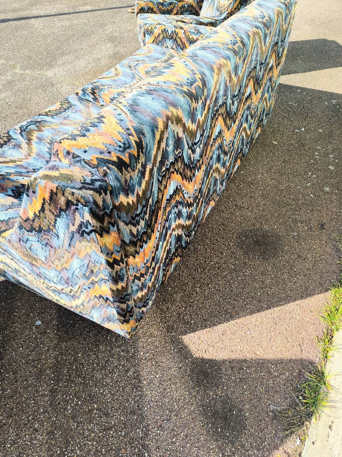 3-seater sofa + 2 vintage armchairs in multicoloured fabric retro design