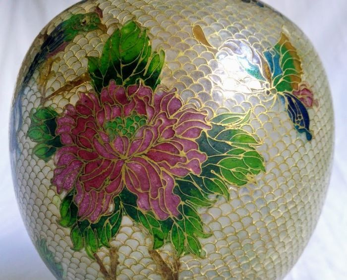 Openwork plique-à-jour enamel pot - 1920 to 1949 - China