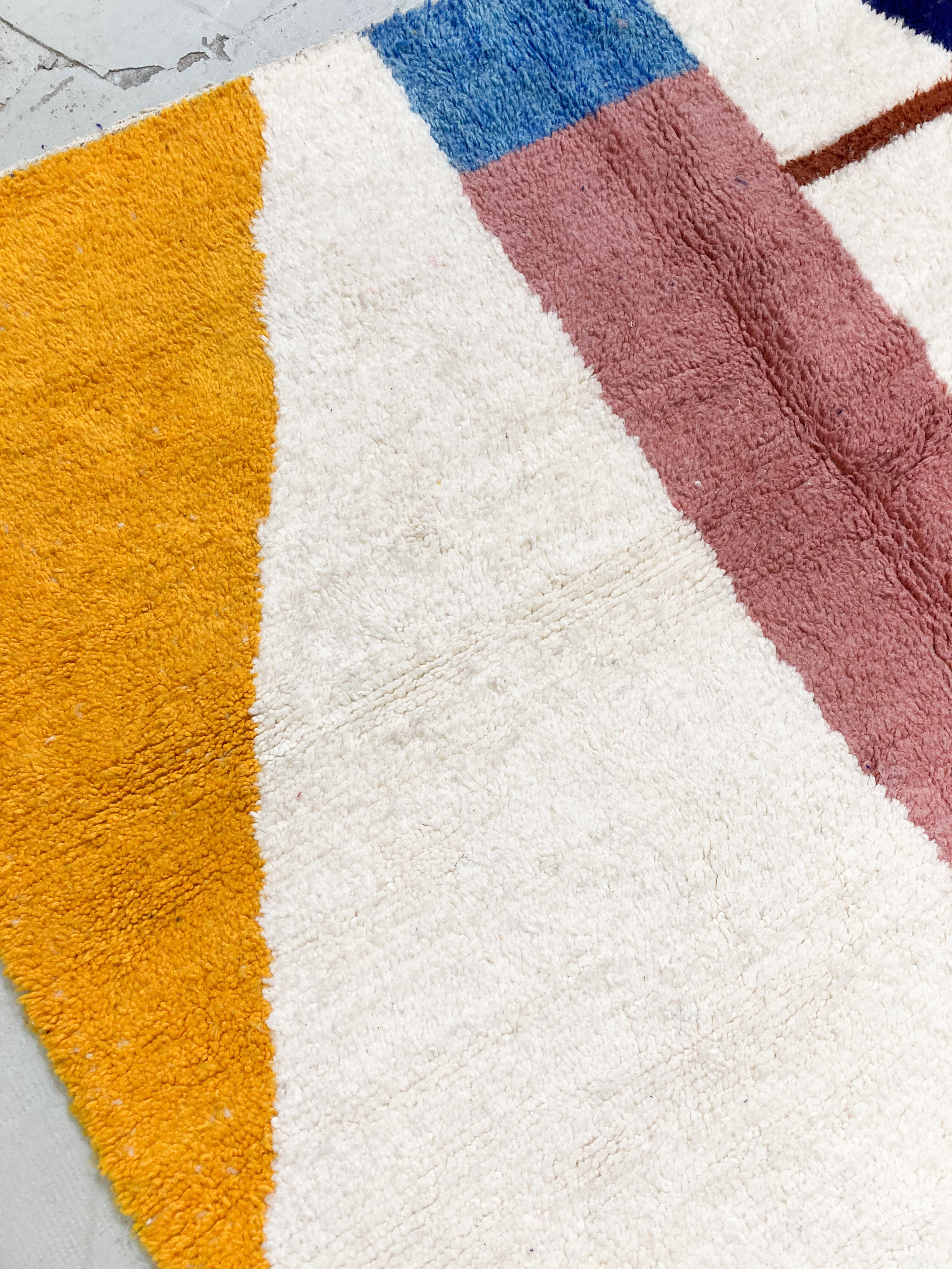 Moroccan Berber carpet beni ouarain ecru with colorful patterns 143x110cm