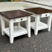 2 farmhouse bedside tables in white and solid wood from 1990.
