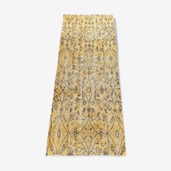 Tapis turc jaune