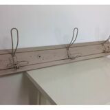 Wall coat rack 3 hooks classic pink