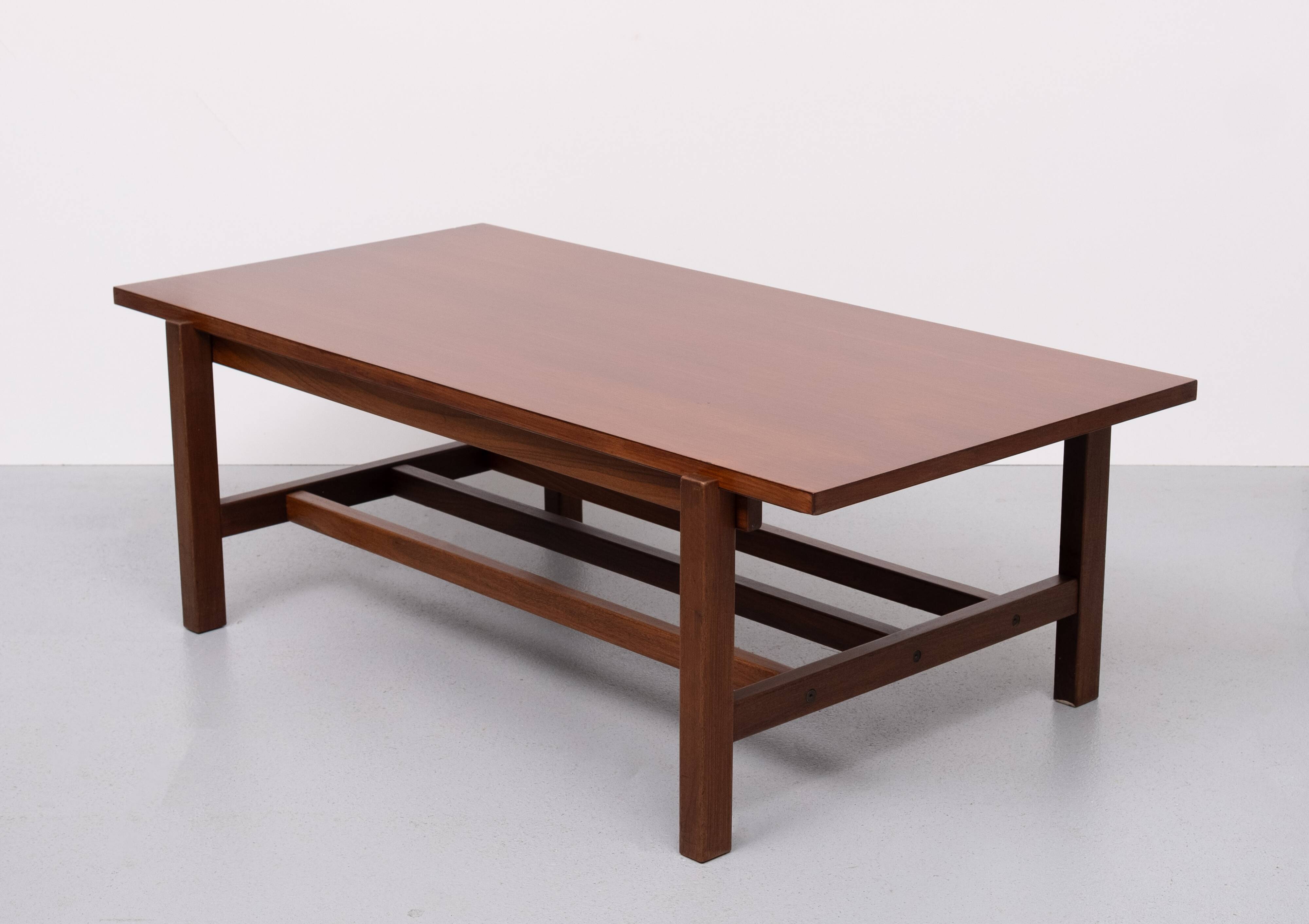 Pastoe Coffee table Model TH08 van Cees Braakman 1960s