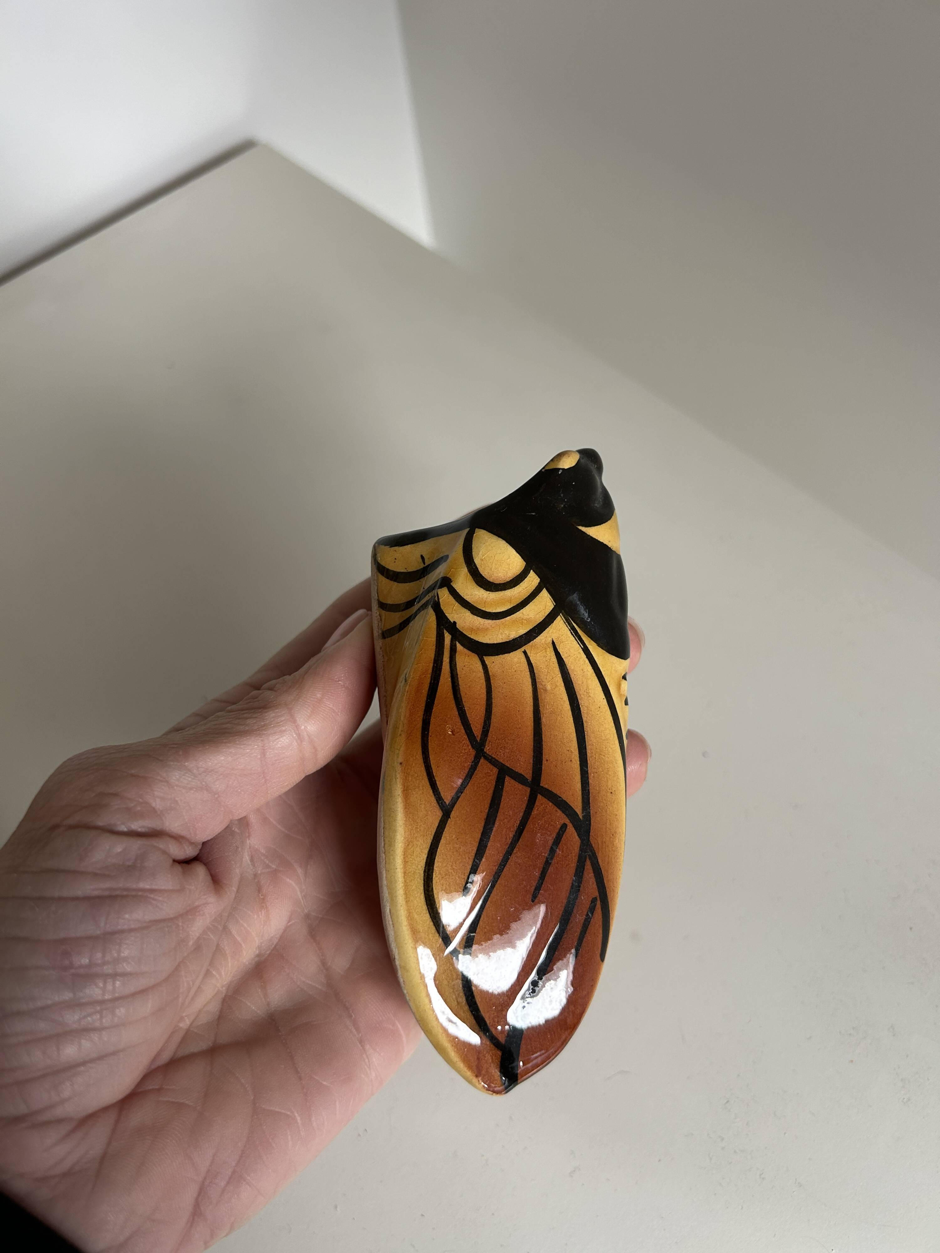 Vintage Provençal cicada handmade ceramic to hang.