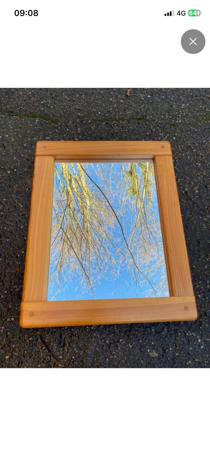 Scandinavian rectangular rounded mirror in pine 40x50cm
