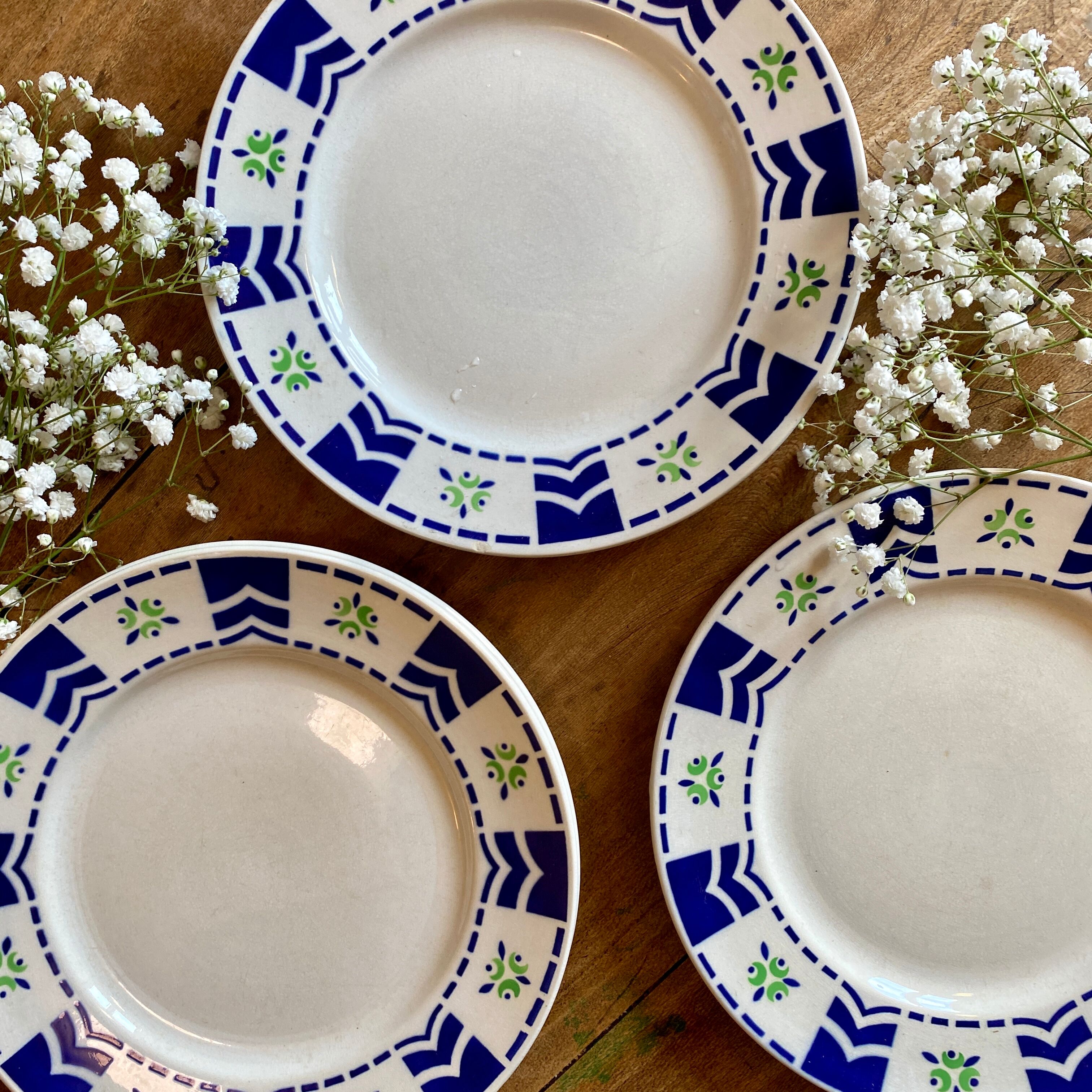 Set of 4 vintage plates model Axelle de Sarreguemines